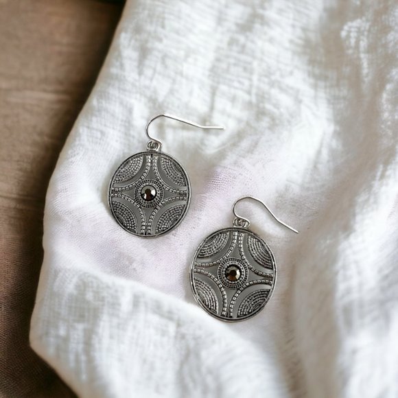 Necklace & Earring Set, Silver Antique, Double Round Pend, Hemi Crystal, 26"-28" - Picture 9 of 10